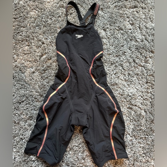 Speedo LZR intent rosegold/black size 25 - WORN - Picture 1 of 6